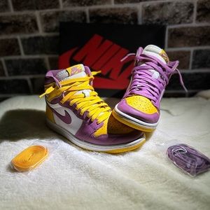 Air Jordan 1 Retro High OG brotherhood